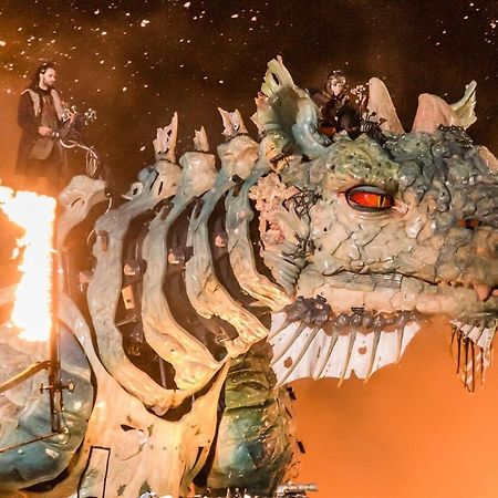 Апартаменты Lazur Du Dragon Кале Экстерьер фото